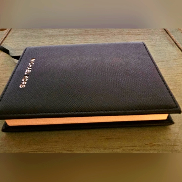 Michael Kors Refillable Notebook - Picture 3 of 7